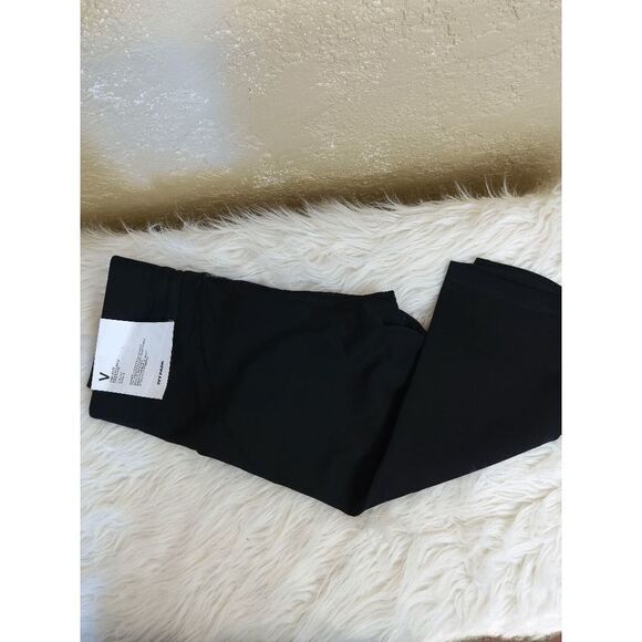 NWT Size Small Ivy Park Mid Rise Sculpted Capri Legging LUH492 - Picture 2 of 2